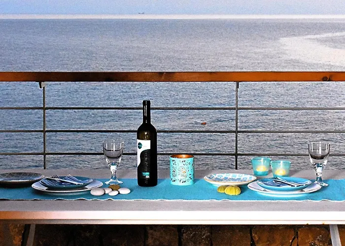 Mare Lydia * Ajía Paraszkeví