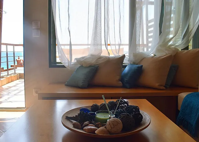 Mare Lydia * Ajía Paraszkeví